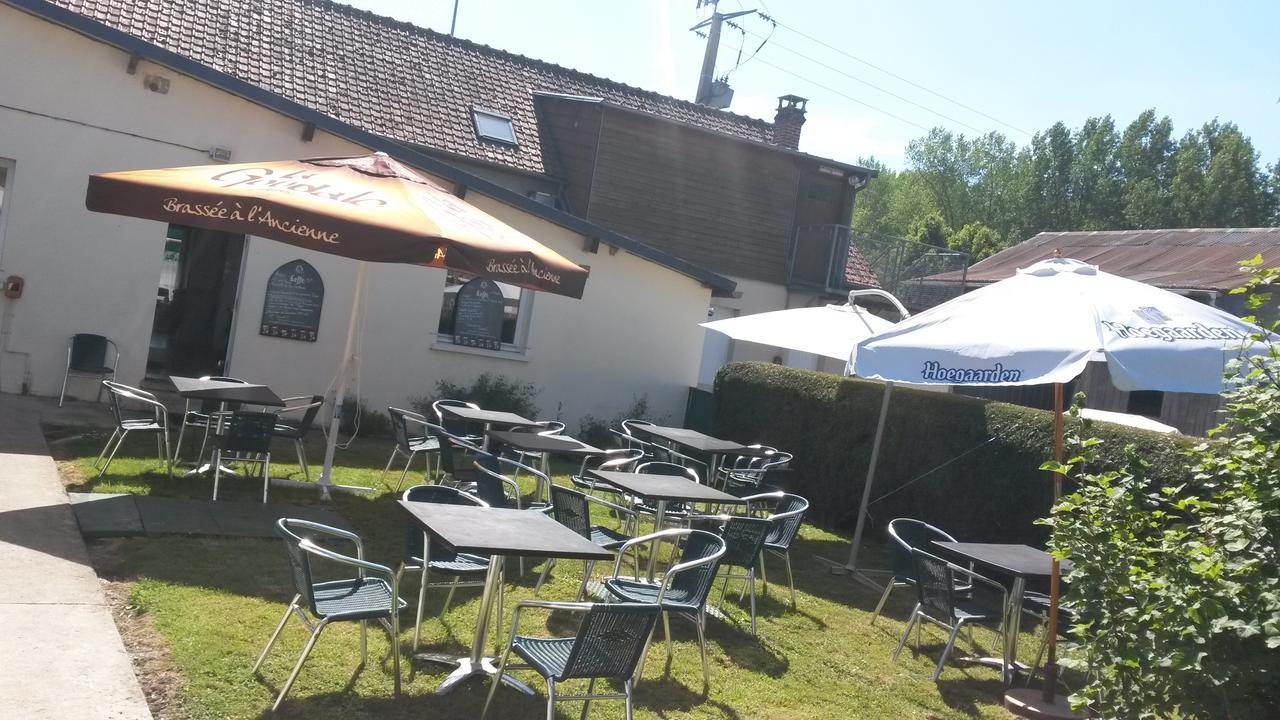 Le Relais De Risquetout Hem-Hardinval Eksteriør billede